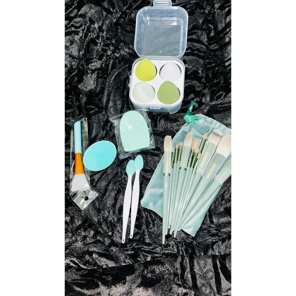 22 Pieces Green Brushes Makeup Kit Foundation Eyeshadow Large Brushes Set